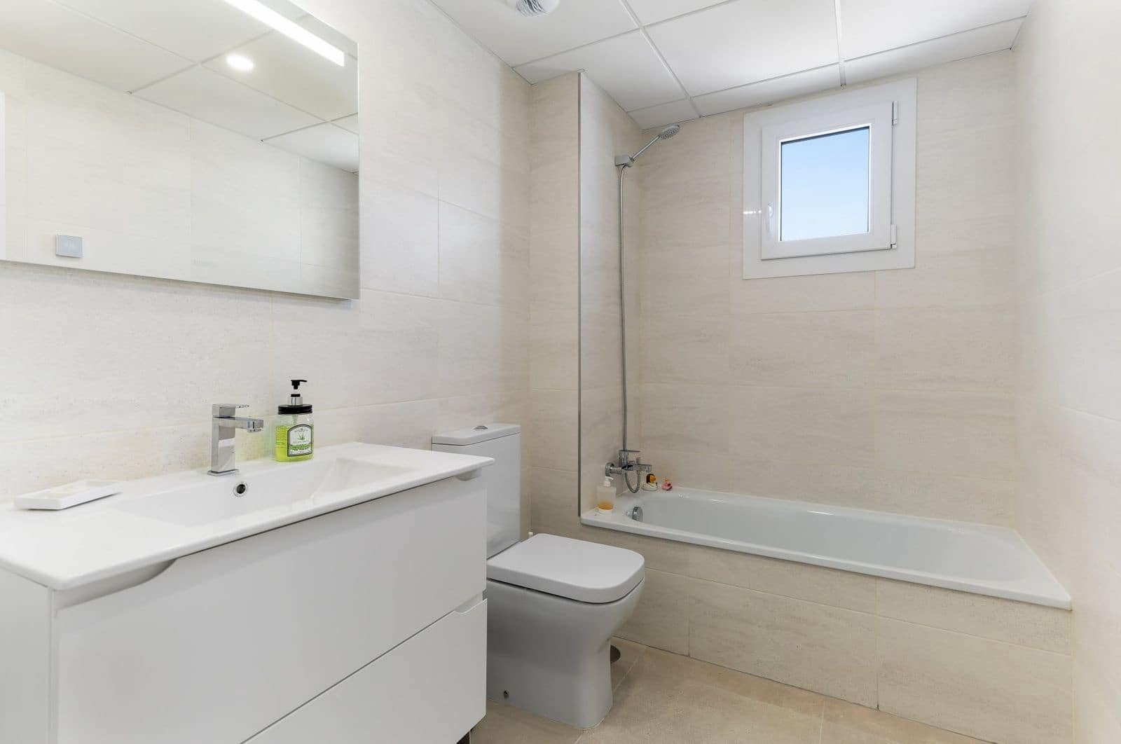 3 bedroom Semi-detached Villa for sale in La Cala de Mijas - € 1,048,000 (Ref: 9738851)