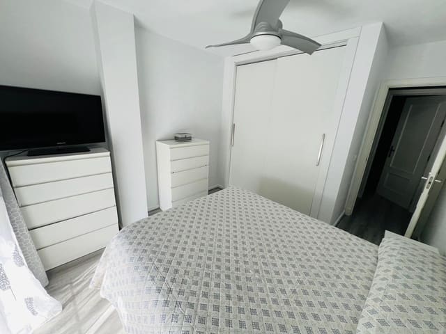 2 makuuhuone Huoneisto myytävänä paikassa Huerta Nueva, Estepona - 365 000 € (Ref: 9738852)