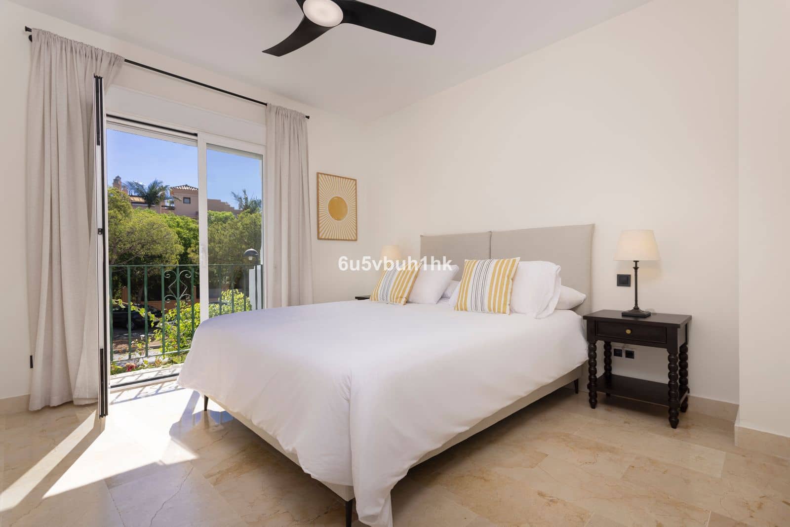 3 bedroom Apartment for sale in New Golden Mile - € 725,000 (Ref: 9738853)