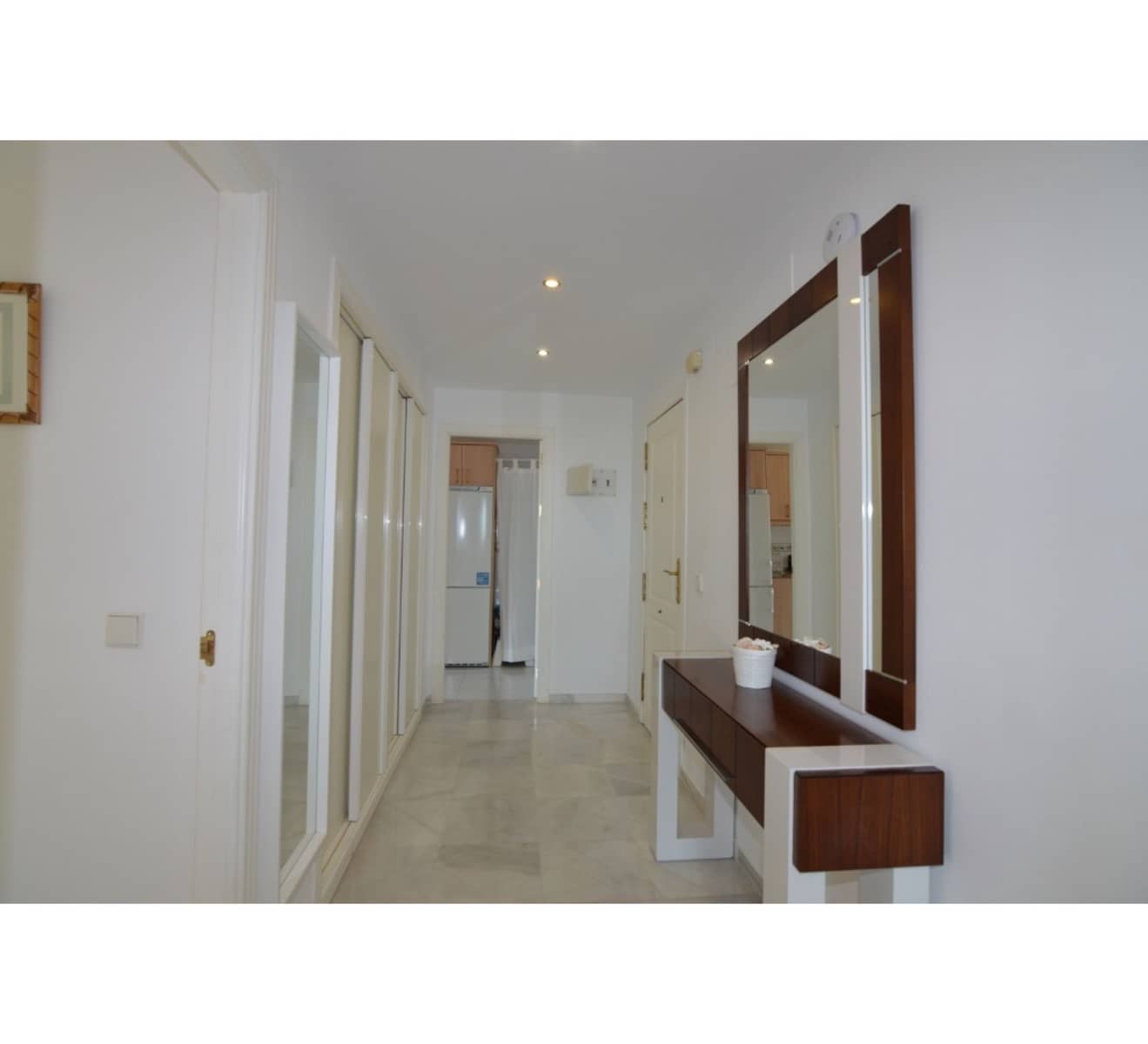 Ático de 2 habitaciones en Nueva Andalucia en venta - 589.000 € (Ref: 9738854)