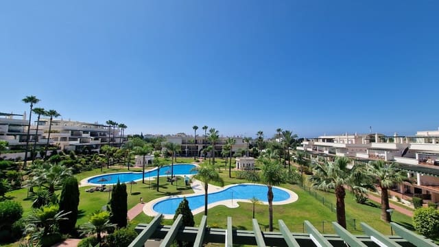 Ático de 2 habitaciones en Nueva Andalucia, Marbella en venta - 589.000 € (Ref: 9738854)
