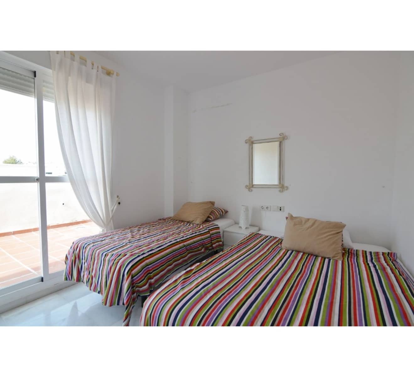 Ático de 2 habitaciones en Nueva Andalucia en venta - 589.000 € (Ref: 9738854)