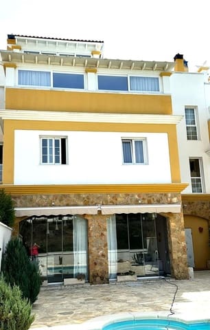 4 soverom Hus til salgs i Calahonda, Mijas - € 689 000 (Ref: 9738864)