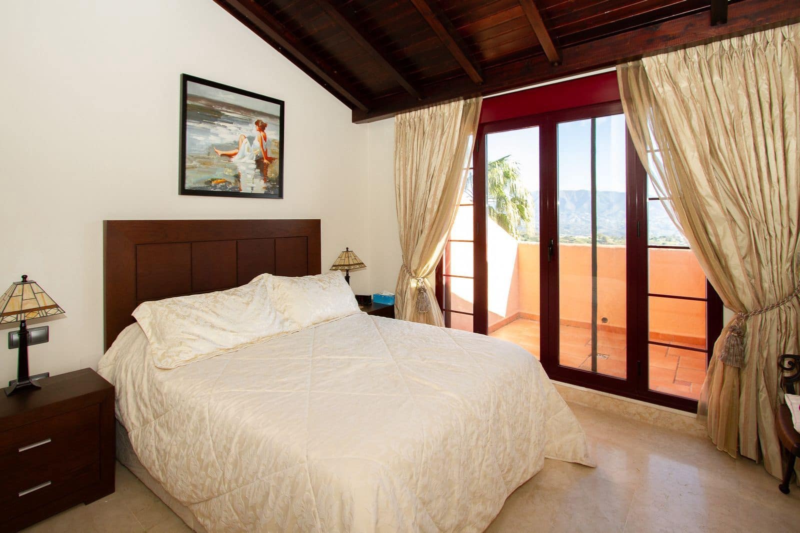 Ático de 3 habitaciones en La Mairena en venta - 595.000 € (Ref: 9738865)