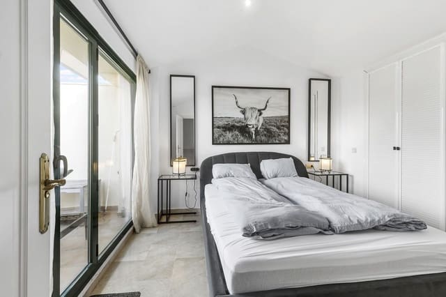 3 makuuhuone Kattohuoneisto myytävänä paikassa Benalmádena - 595 000 € (Ref: 9738867)