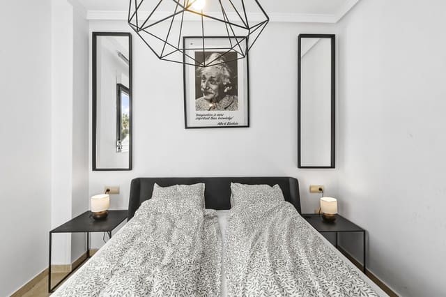 3 makuuhuone Kattohuoneisto myytävänä paikassa Benalmádena - 595 000 € (Ref: 9738867)