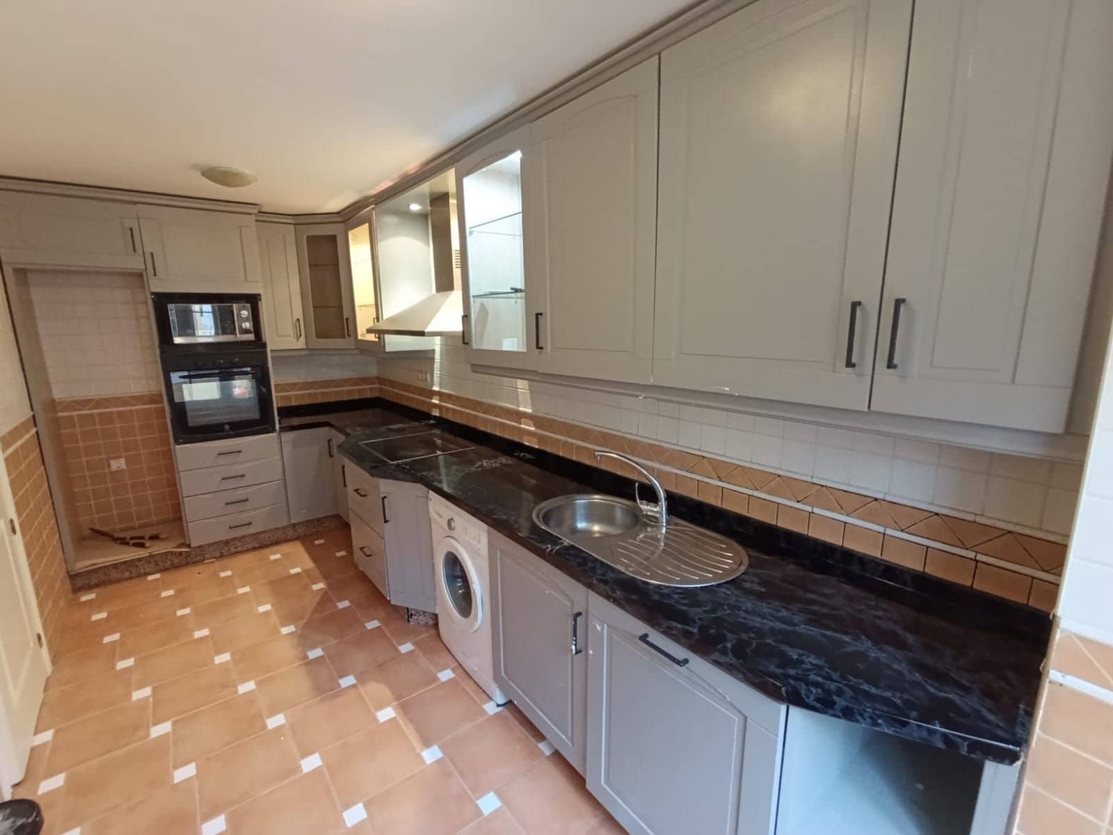 4 soveværelse Byhus til salg i Calahonda - € 449.000 (Ref: 9738868)