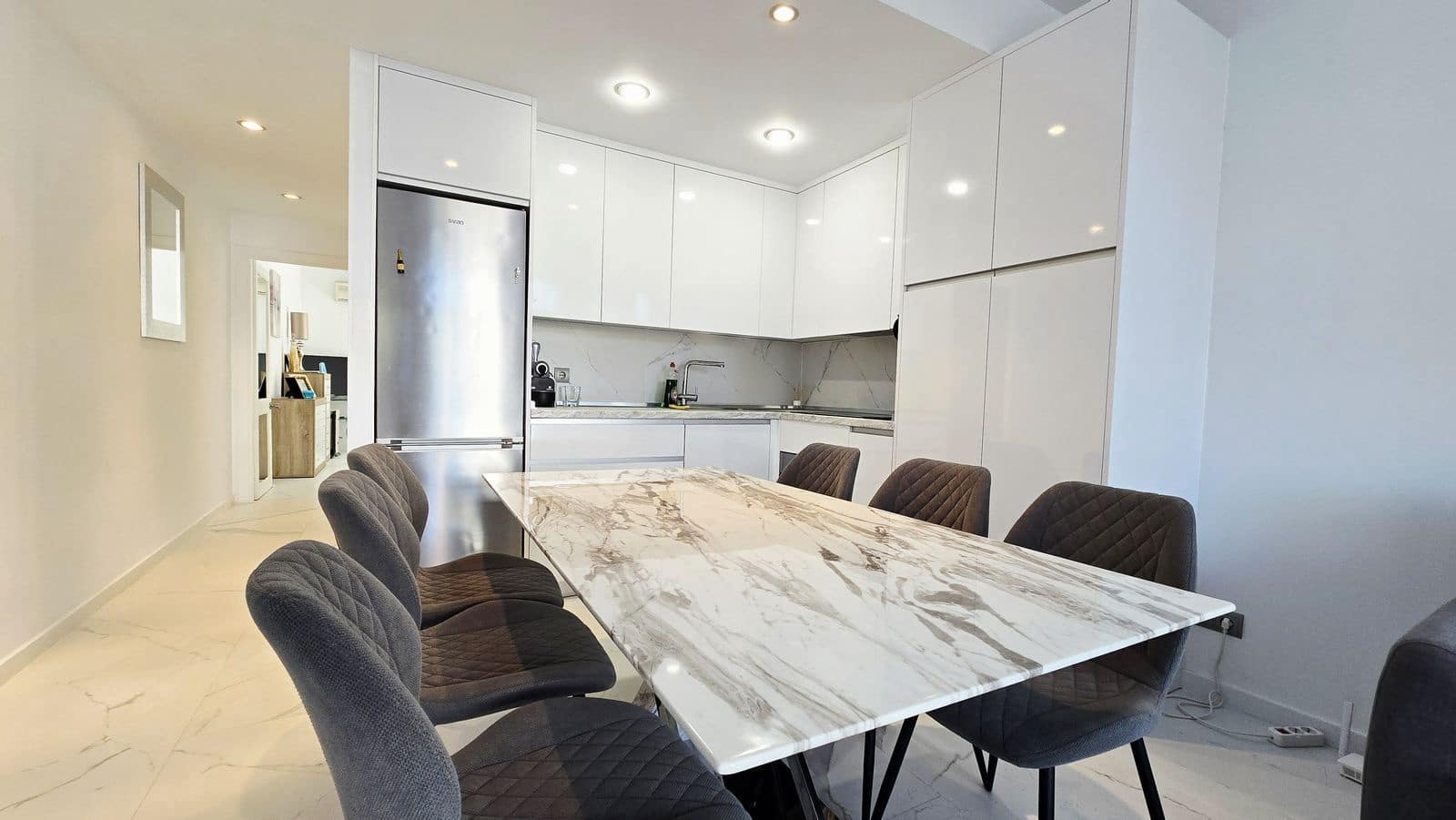 Apartamento de 1 habitación en Puerto Banus en venta - 600.000 € (Ref: 9738869)