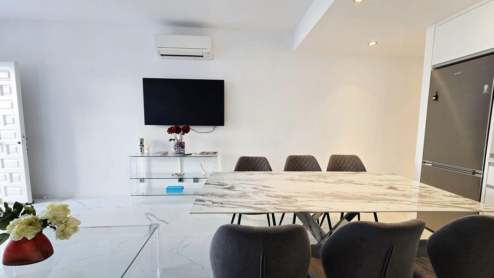 Apartamento de 1 habitación en Puerto Banus en venta - 600.000 € (Ref: 9738869)