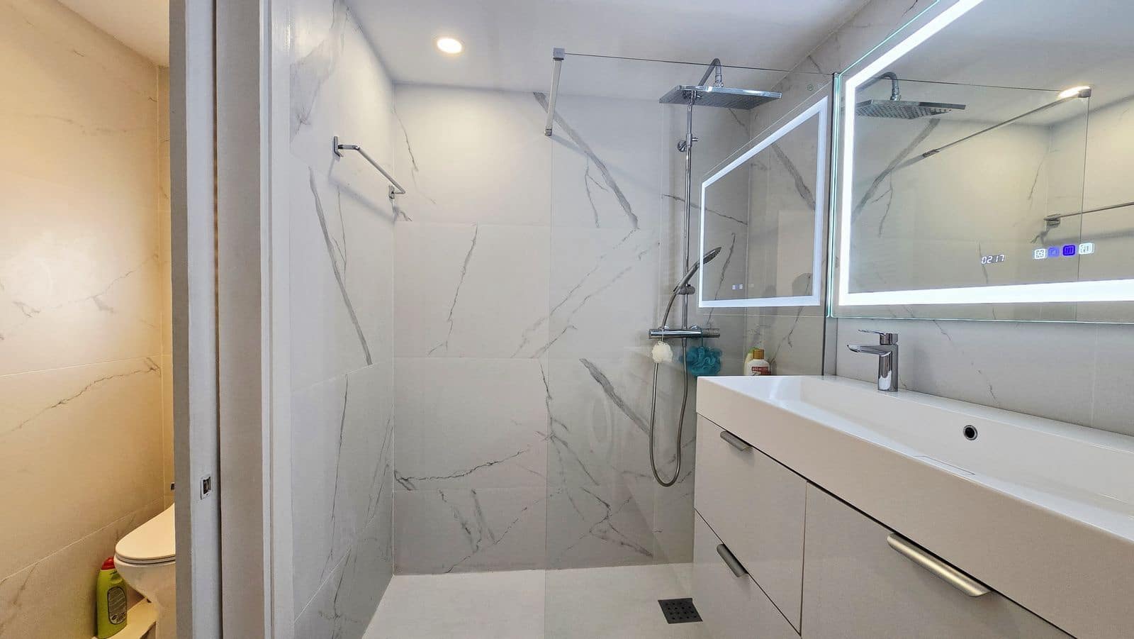 Apartamento de 1 habitación en Puerto Banus en venta - 600.000 € (Ref: 9738869)