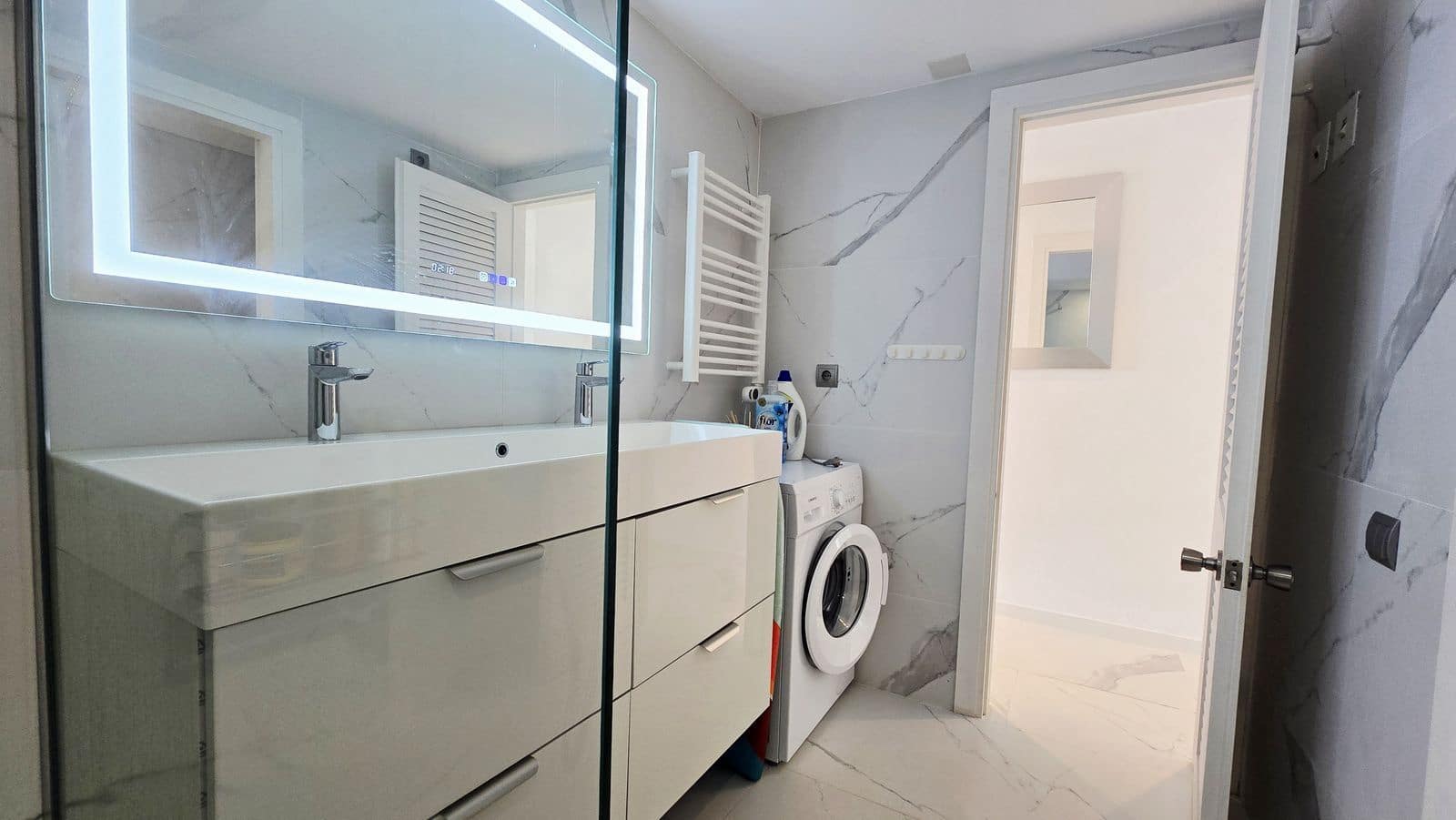 Apartamento de 1 habitación en Puerto Banus en venta - 600.000 € (Ref: 9738869)