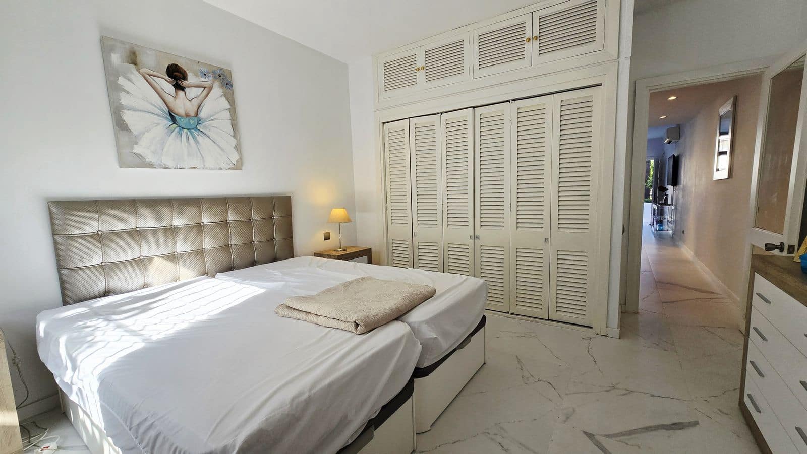 Apartamento de 1 habitación en Puerto Banus en venta - 600.000 € (Ref: 9738869)