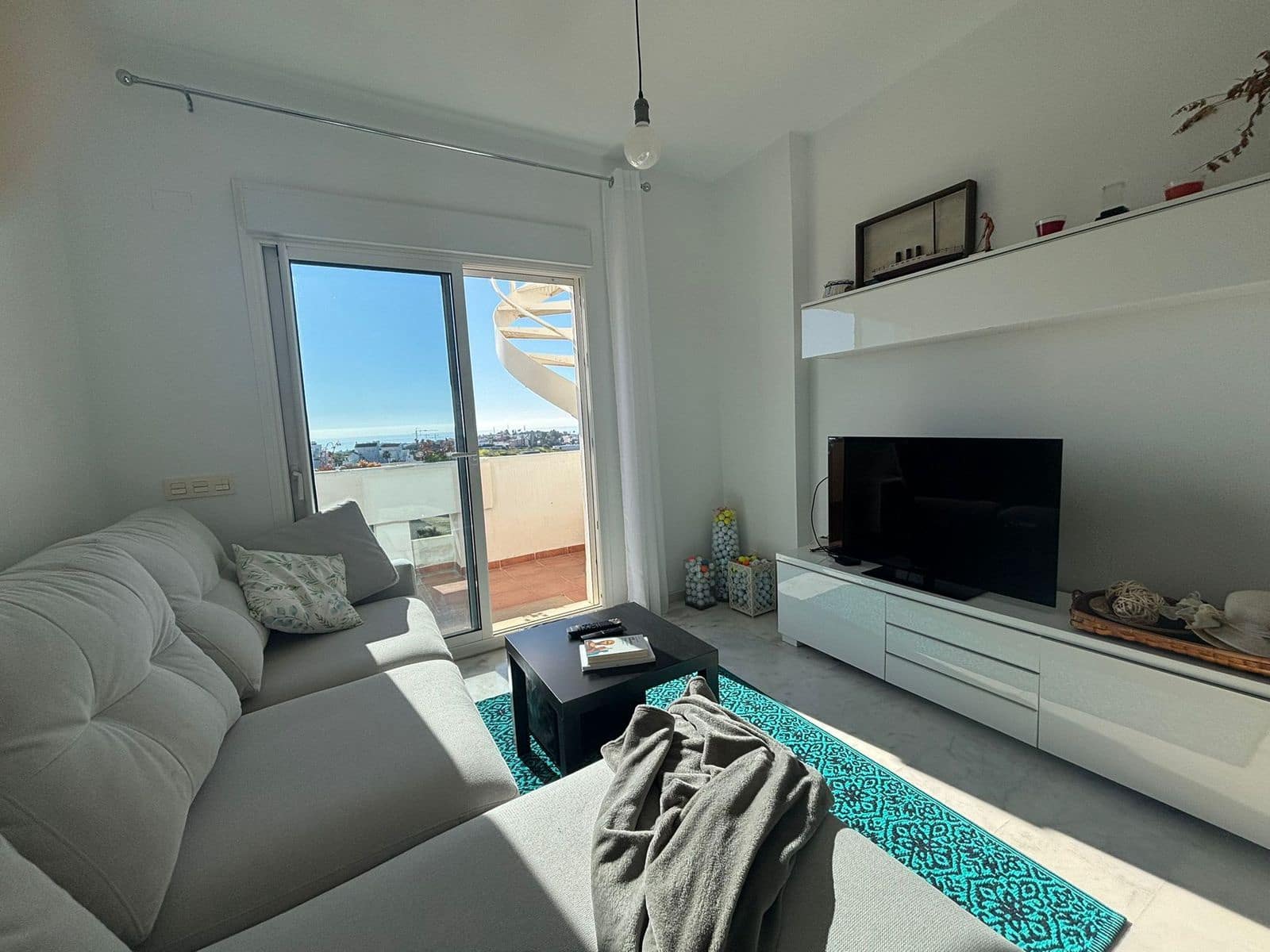 2 sovrum Takvåning till salu i Estepona - 350 000 € (Ref: 9738875)