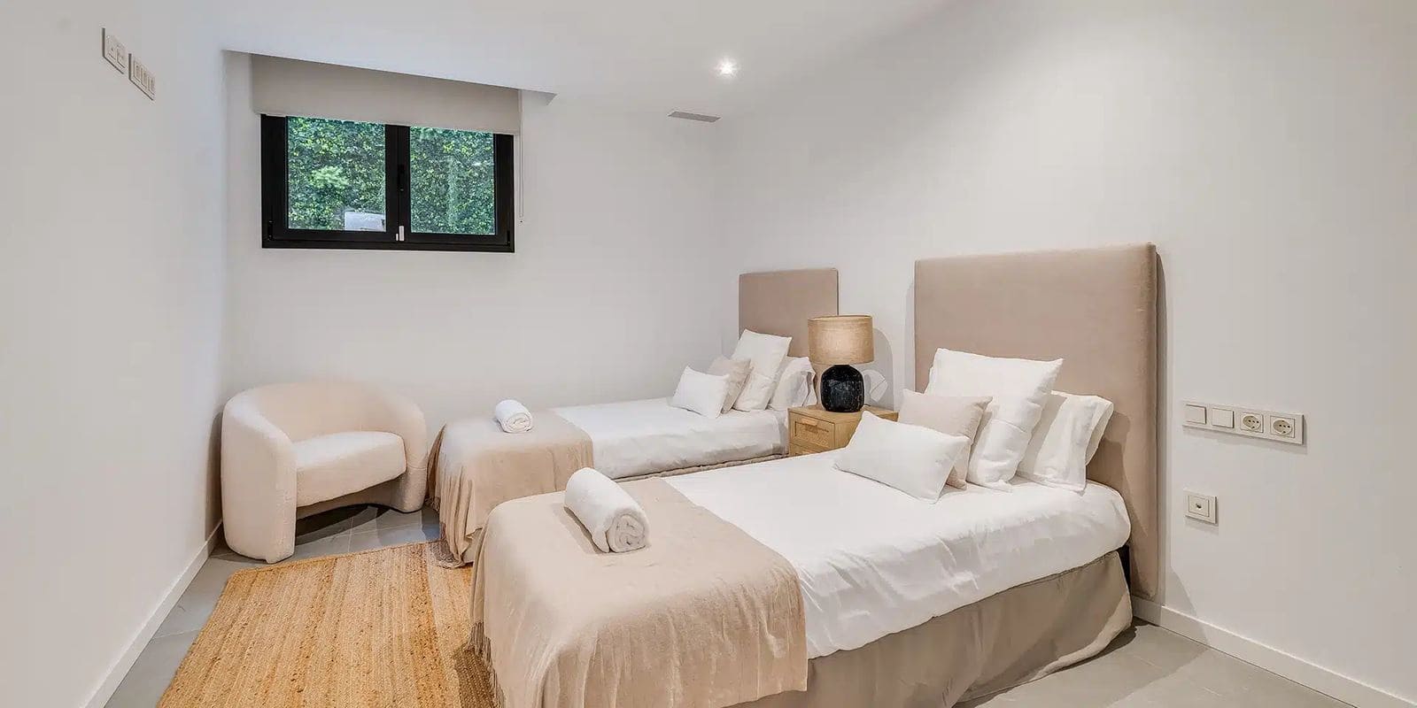 5 quarto Moradia para venda em El Paraiso - 1 795 000 € (Ref: 9738881)