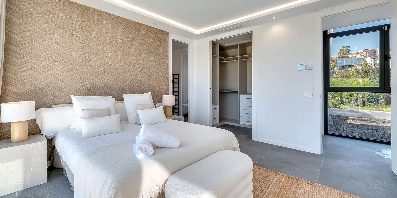 5 quarto Moradia para venda em El Paraiso - 1 795 000 € (Ref: 9738881)