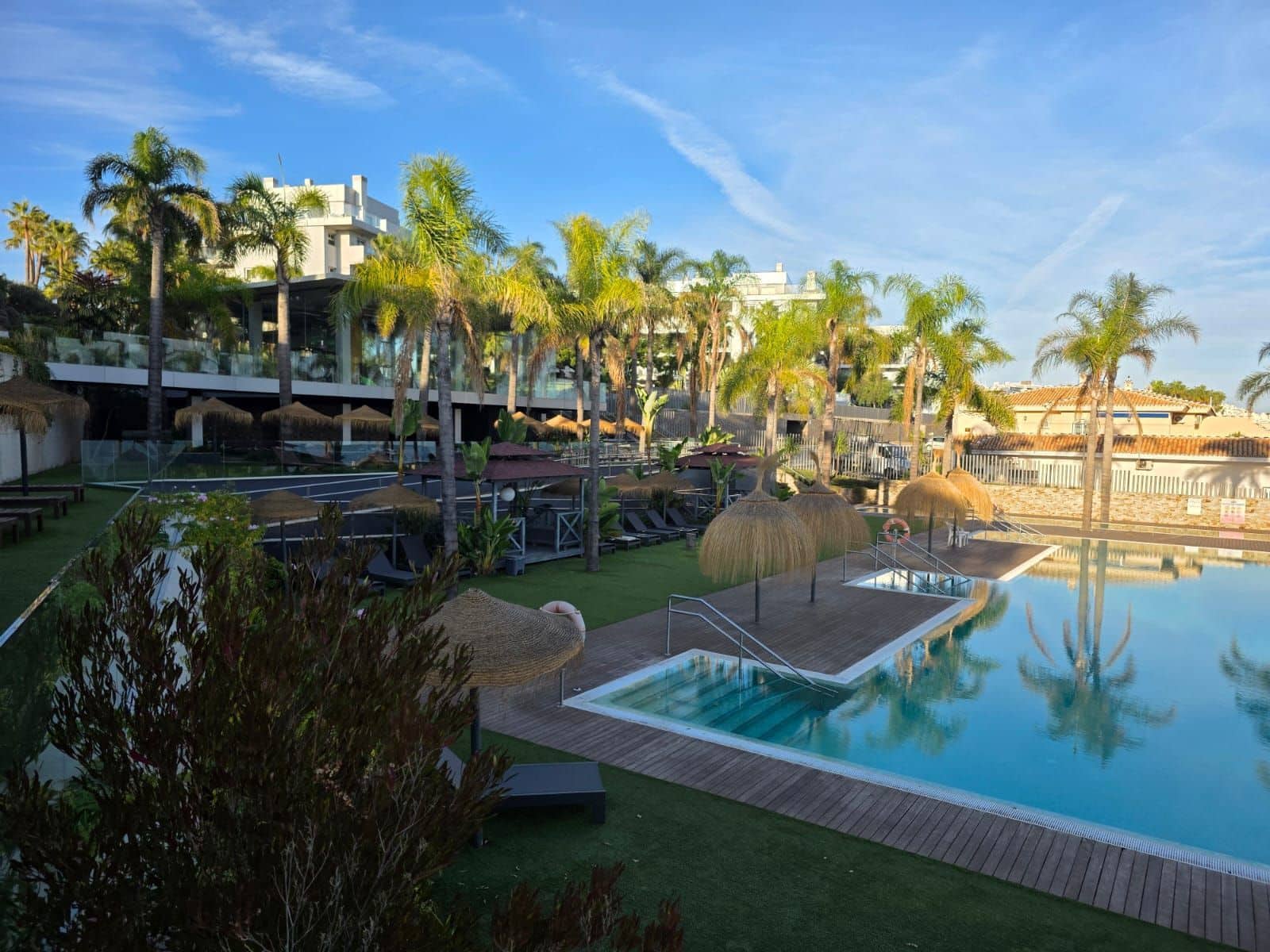 2 bedroom Apartment for sale in Mijas Costa - € 645,000 (Ref: 9738882)