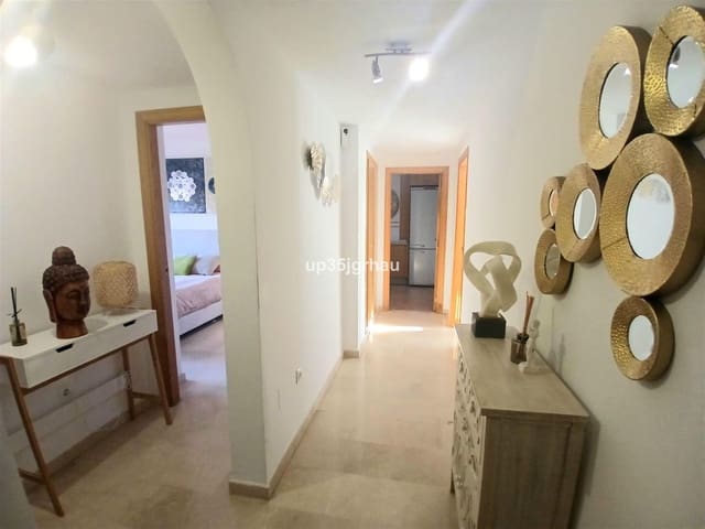 2 bedroom Apartment for sale in Cancelada, Estepona - € 395,000 (Ref: 9738883)