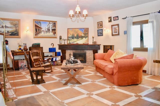 Chalet de 4 habitaciones en La Cala de Mijas, Mijas en venta - 1.195.000 € (Ref: 9738884)