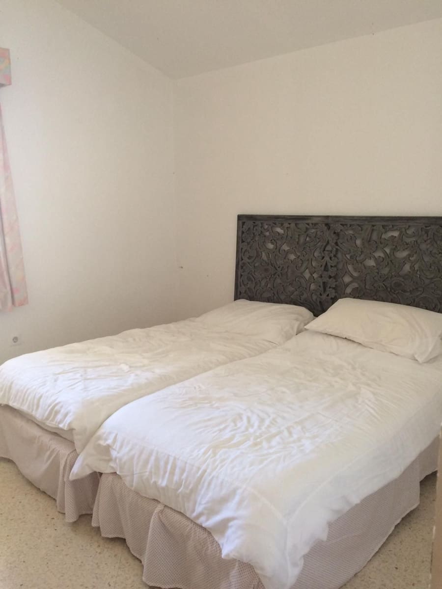 4 bedroom Villa for sale in Riviera del Sol - € 795,000 (Ref: 9738885)