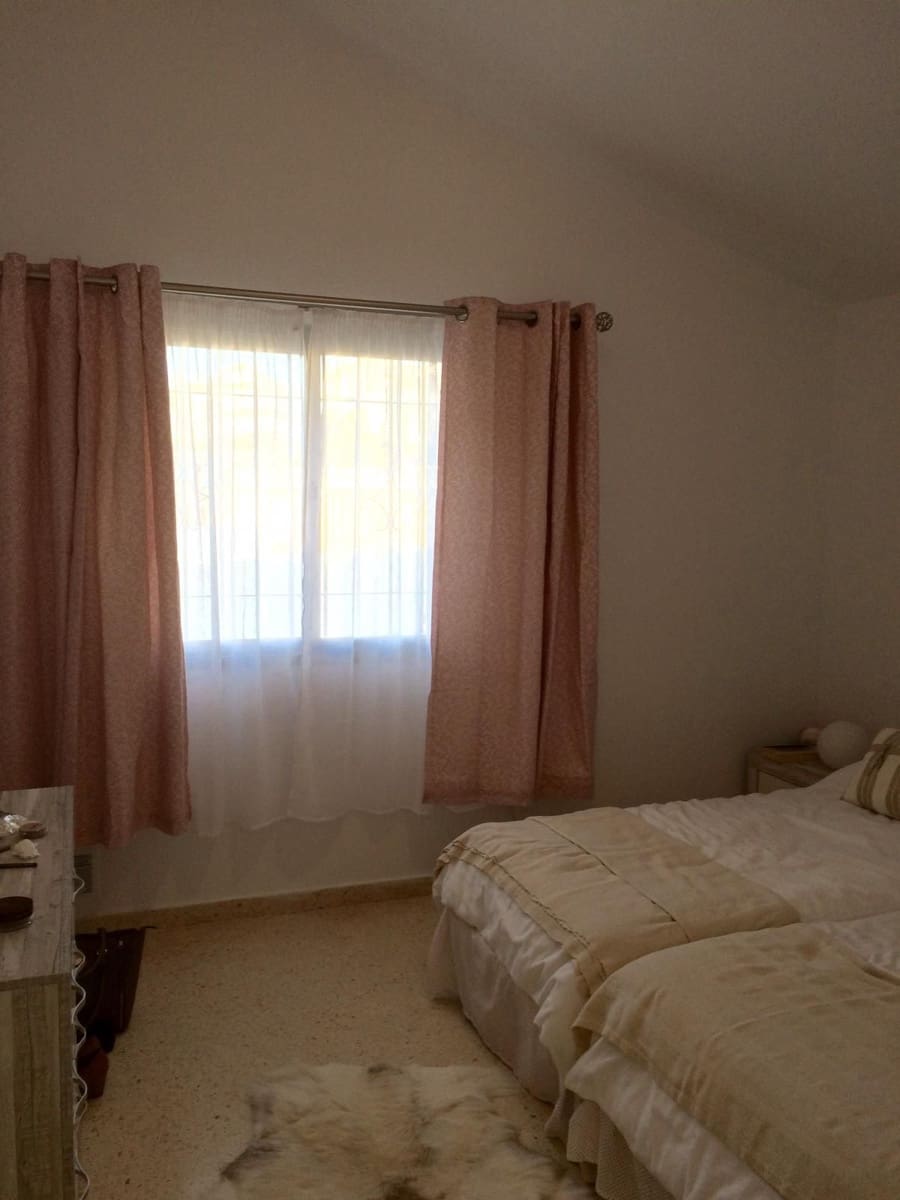 4 bedroom Villa for sale in Riviera del Sol - € 795,000 (Ref: 9738885)