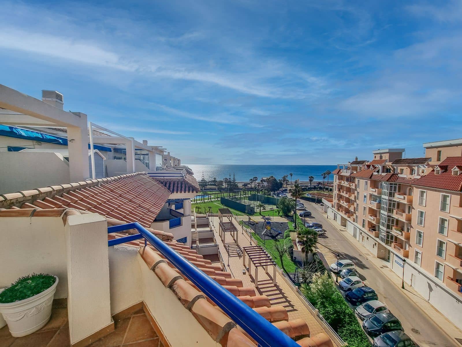 1 slaapkamer Penthouse te koop in San Luis de Sabinillas - € 325.000 (Ref: 9738893)