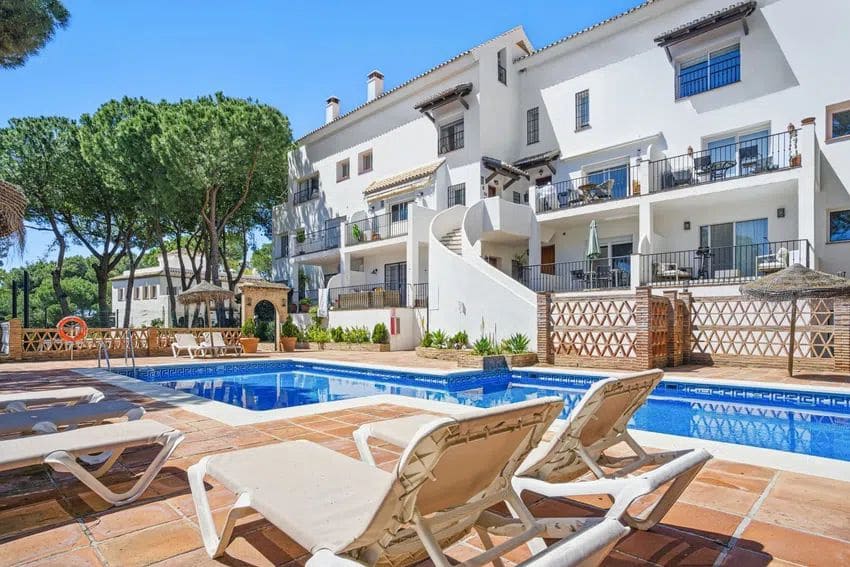 4 Zimmer Apartment zu verkaufen in Nueva Andalucia - 670.000 € (Ref: 9738907)