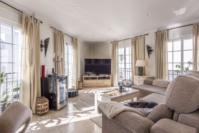 1 soveværelse Penthouse til salg i San Pedro de Alcantara, Marbella - € 430.000 (Ref: 9738910)