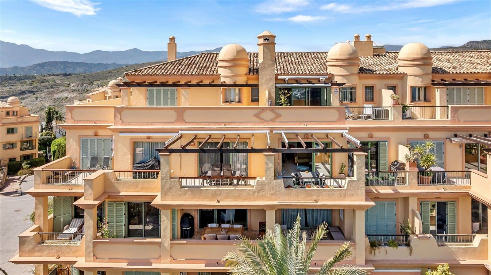 4 sypialnia Penthouse na sprzedaż w Los Flamingos - 1 100 000 € (Ref: 9738911)