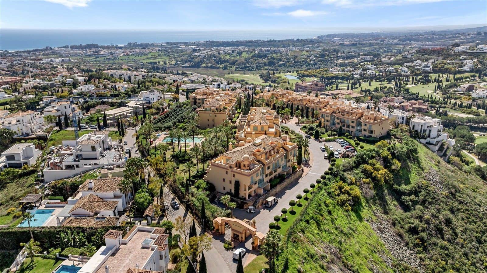 4 sypialnia Penthouse na sprzedaż w Los Flamingos - 1 100 000 € (Ref: 9738911)