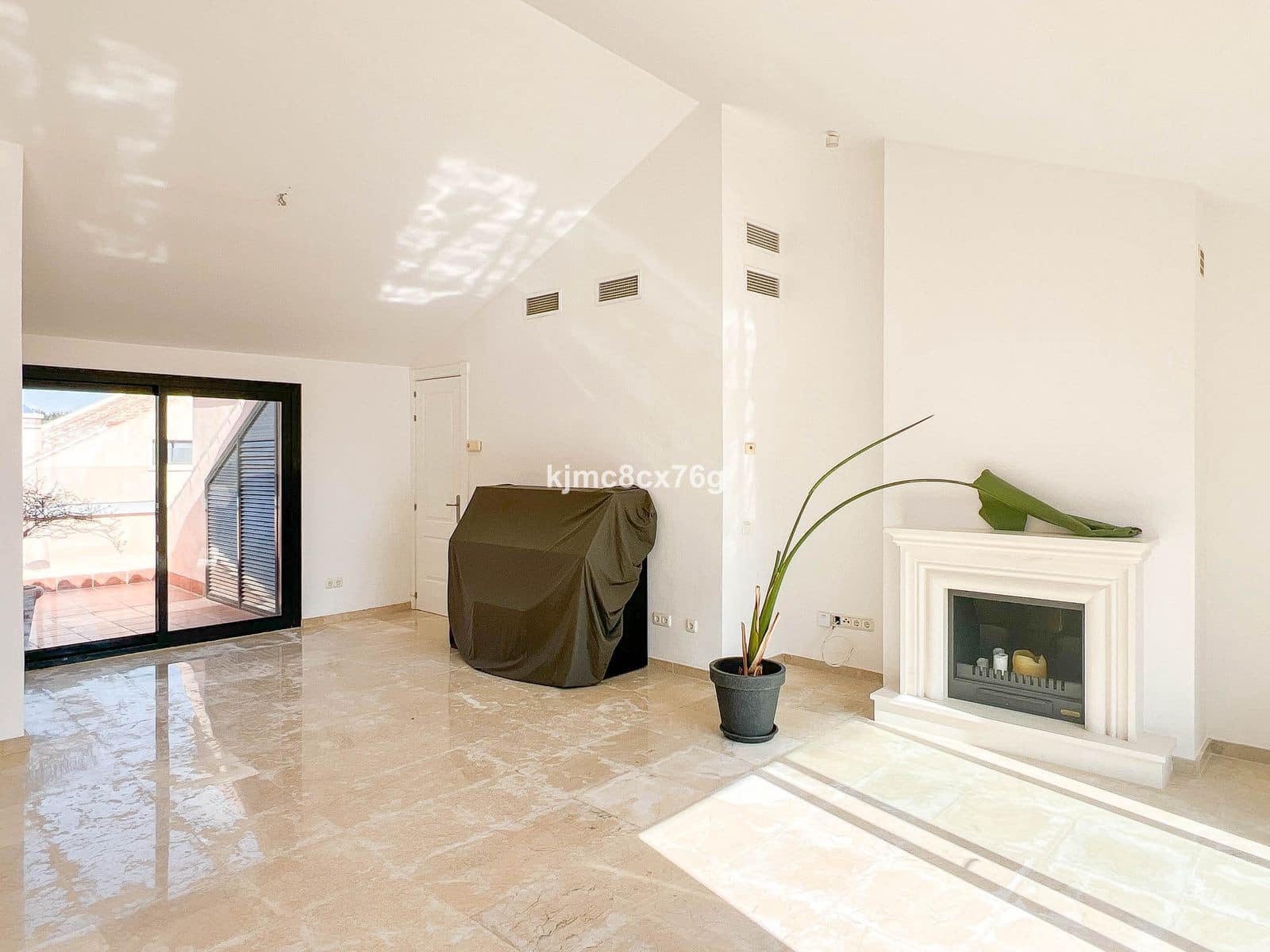 3 chambre Penthouse à vendre à Calahonda - 475 000 € (Ref: 9738912)