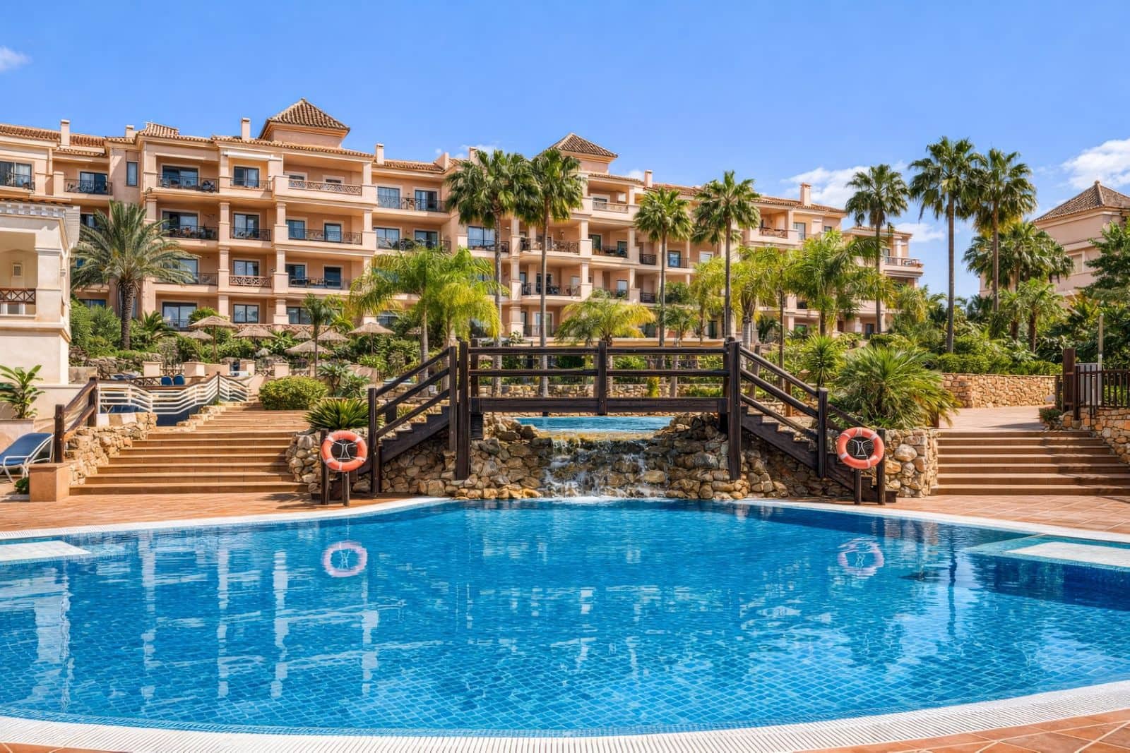 2 bedroom Penthouse for sale in Benalmadena - € 525,000 (Ref: 9738913)
