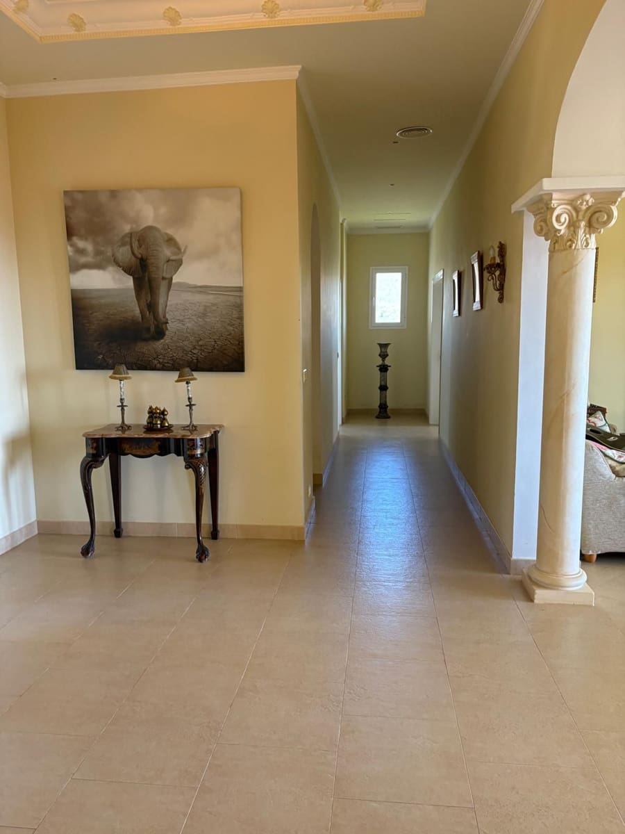 7 quarto Moradia para venda em Estepona - 2 300 000 € (Ref: 9738914)