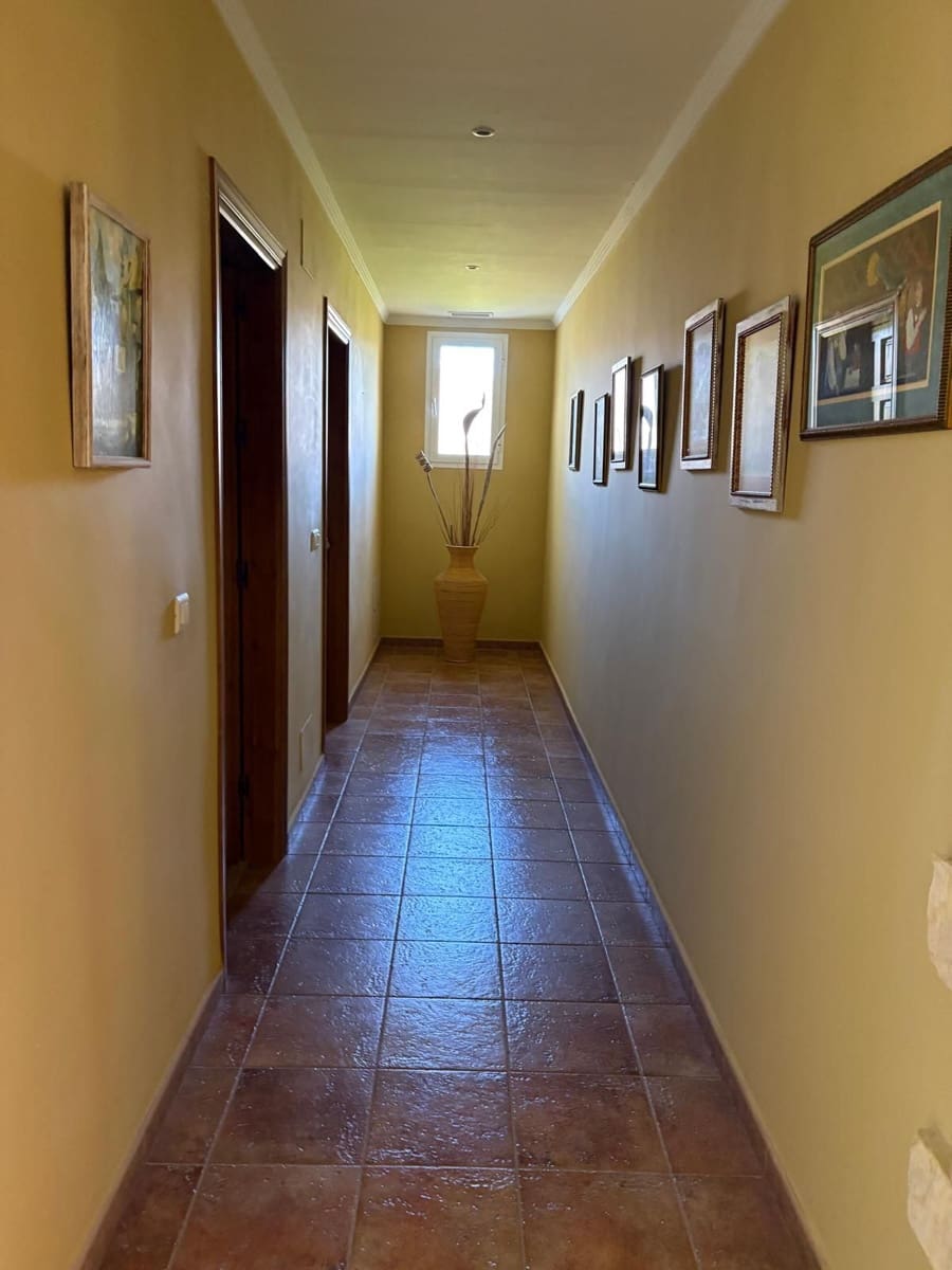 7 quarto Moradia para venda em Estepona - 2 300 000 € (Ref: 9738914)