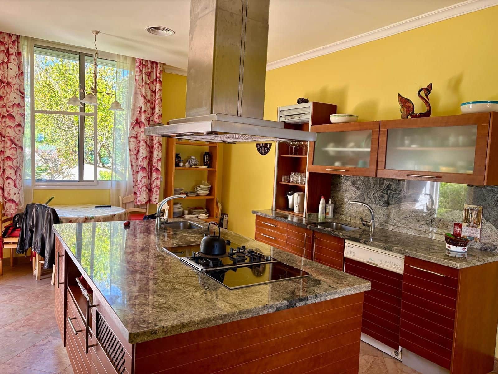 7 quarto Moradia para venda em Estepona - 2 300 000 € (Ref: 9738914)