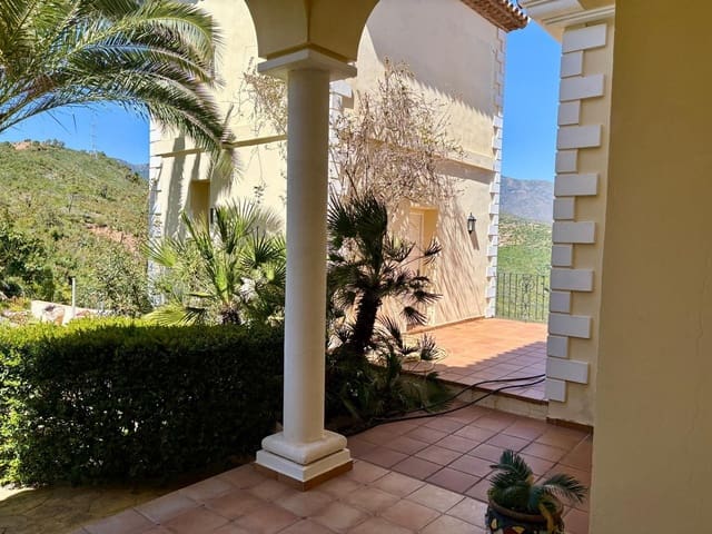 7 quarto Moradia para venda em Estepona - 2 300 000 € (Ref: 9738914)