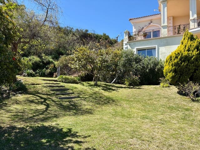 7 quarto Moradia para venda em Estepona - 2 300 000 € (Ref: 9738914)
