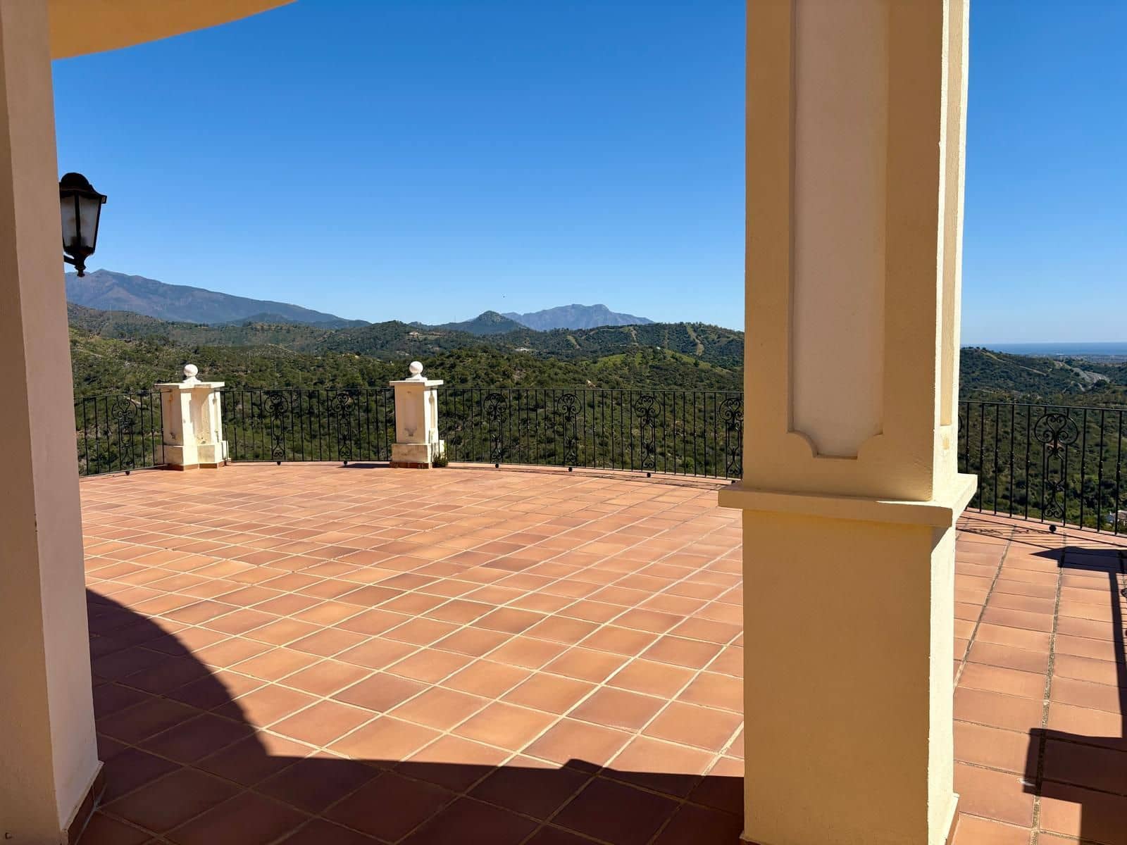 7 quarto Moradia para venda em Estepona - 2 300 000 € (Ref: 9738914)