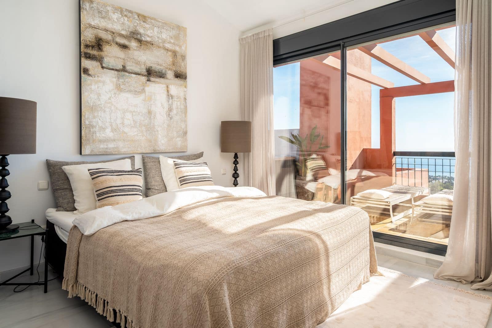 4 bedroom Penthouse for sale in Calahonda - € 1,295,000 (Ref: 9738915)