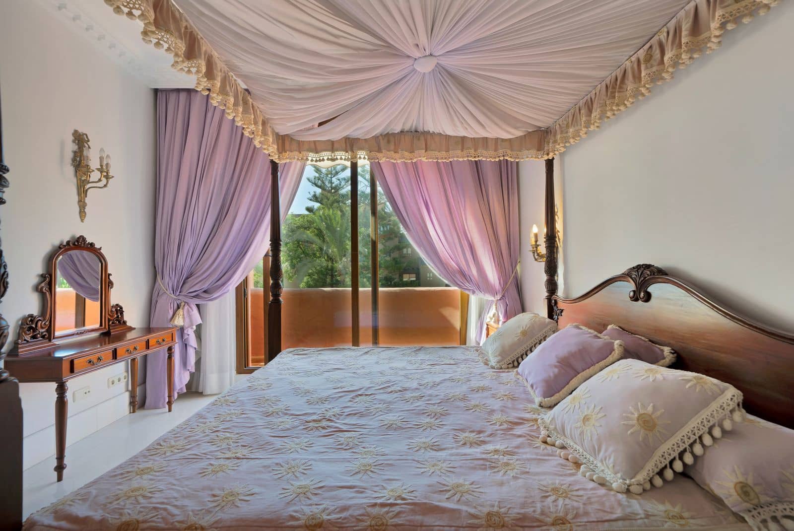 Ático de 5 habitaciones en Guadalmina en venta - 2.295.000 € (Ref: 9738917)