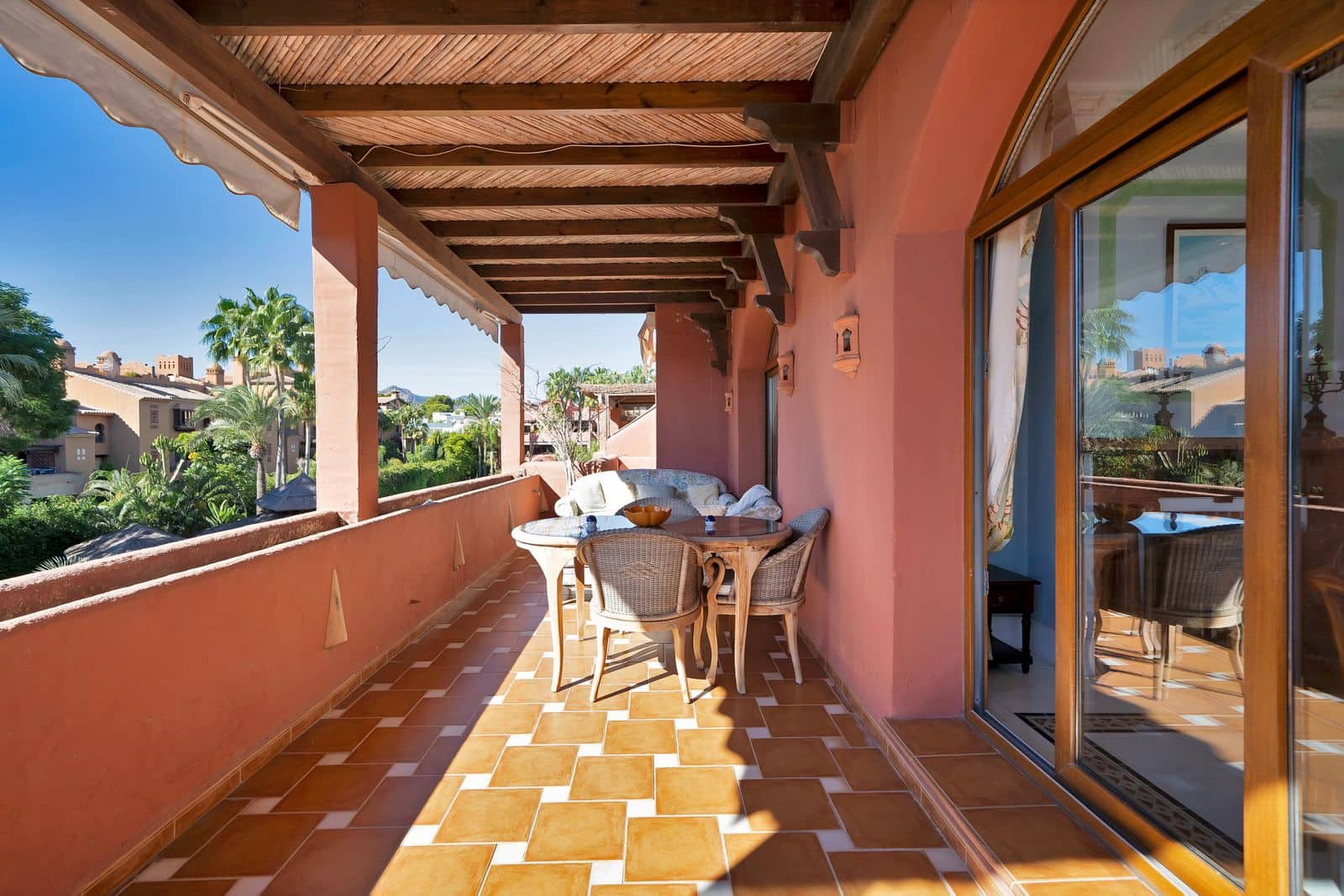 Ático de 5 habitaciones en Guadalmina en venta - 2.295.000 € (Ref: 9738917)