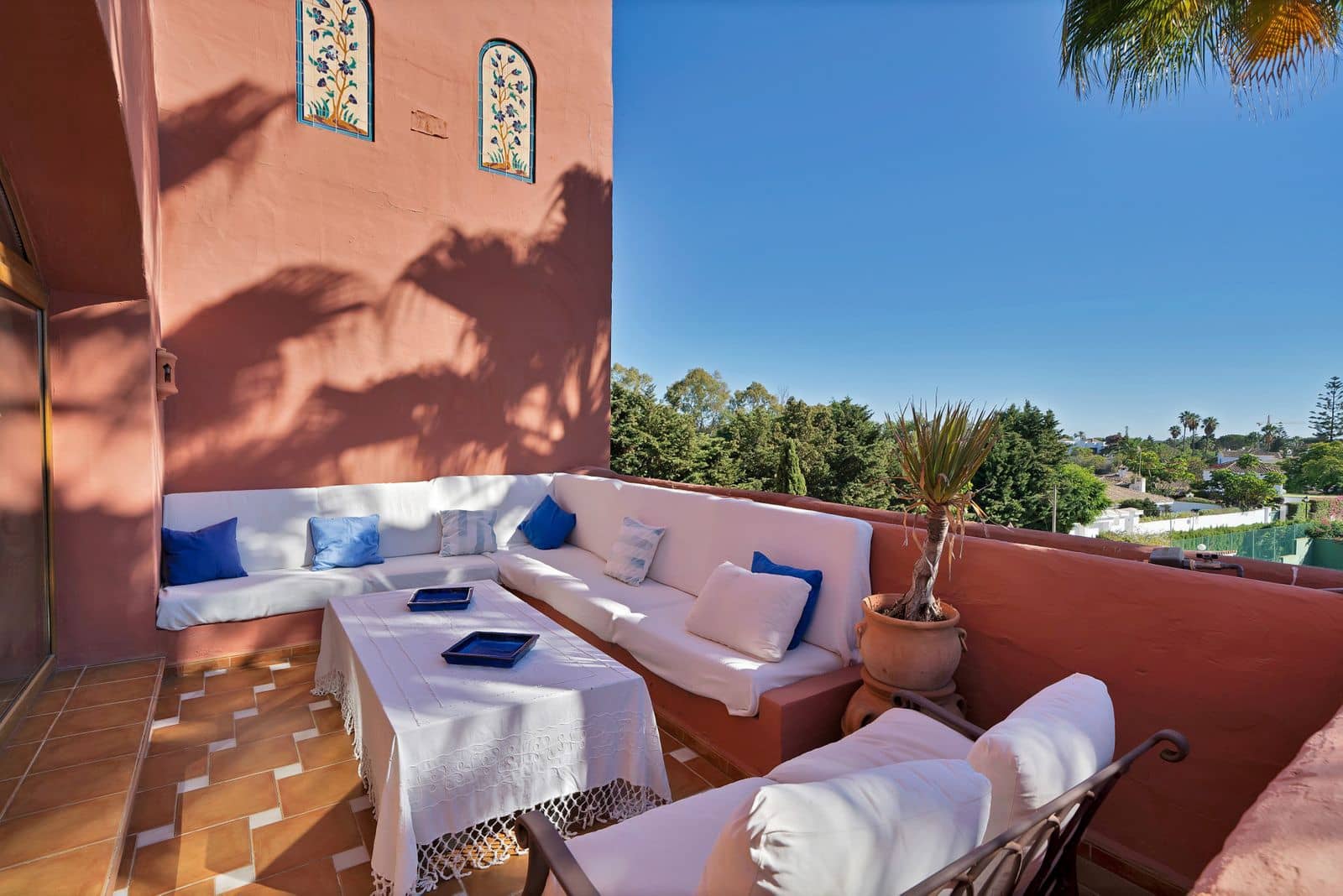 Ático de 5 habitaciones en Guadalmina en venta - 2.295.000 € (Ref: 9738917)