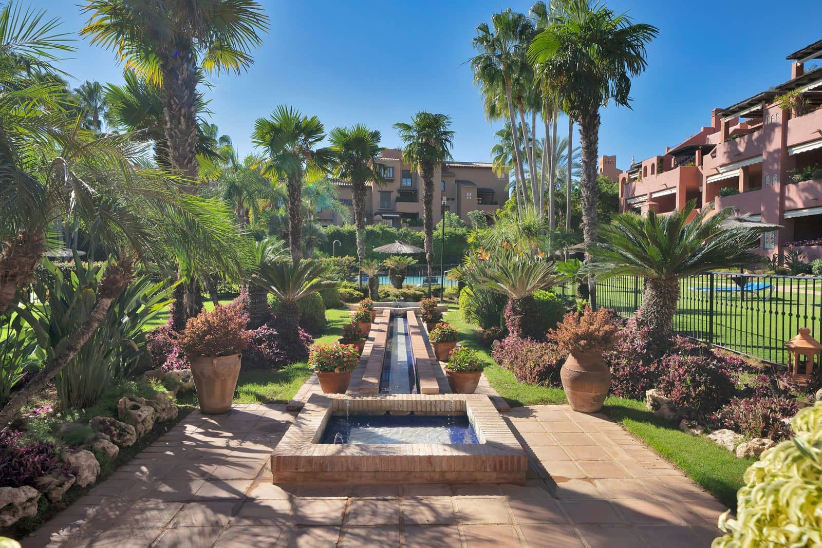 Ático de 5 habitaciones en Guadalmina en venta - 2.295.000 € (Ref: 9738917)