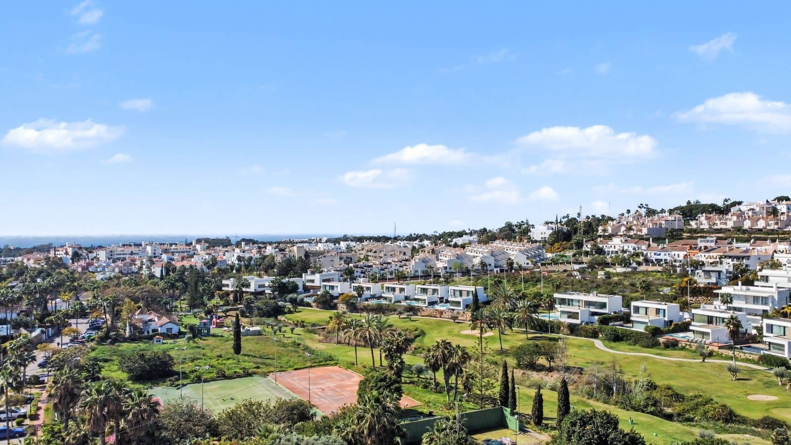 Terrain à Bâtir à vendre à El Paraiso - 1 850 000 € (Ref: 9738918)