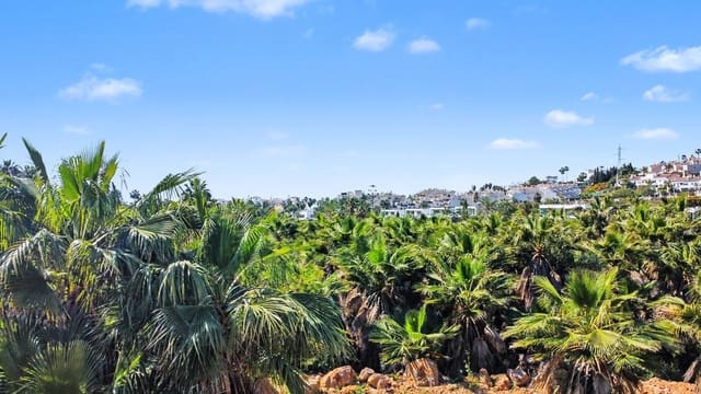 Terrain à Bâtir à vendre à El Paraiso, Estepona - 1 850 000 € (Ref: 9738918)