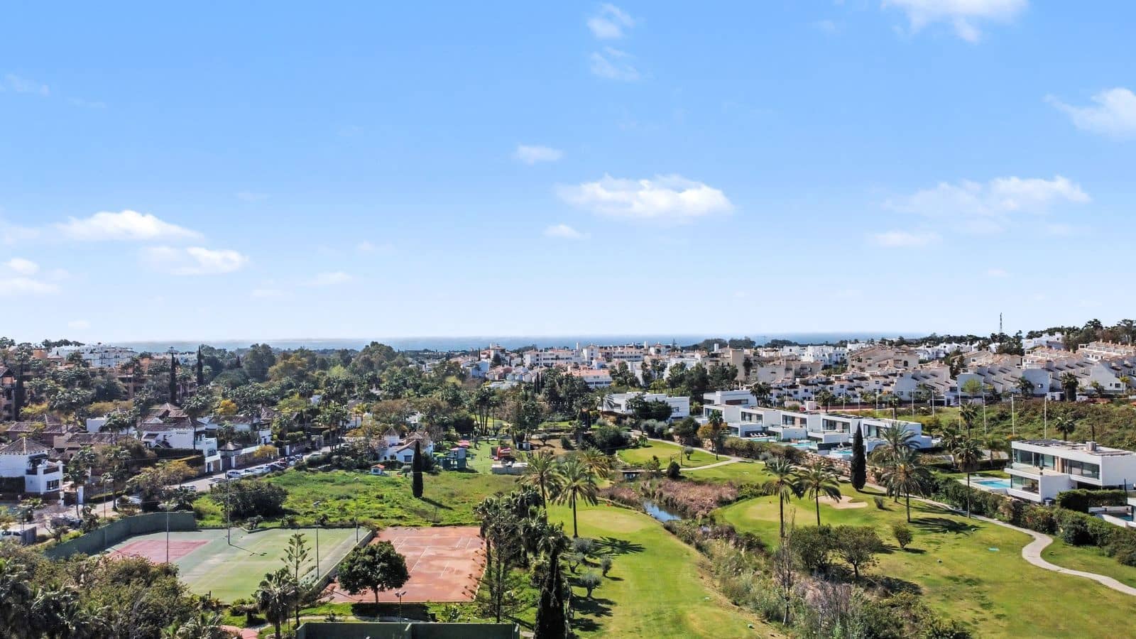 Terrain à Bâtir à vendre à El Paraiso - 1 850 000 € (Ref: 9738918)