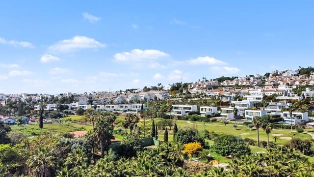 Terrain à Bâtir à vendre à El Paraiso, Estepona - 1 850 000 € (Ref: 9738918)