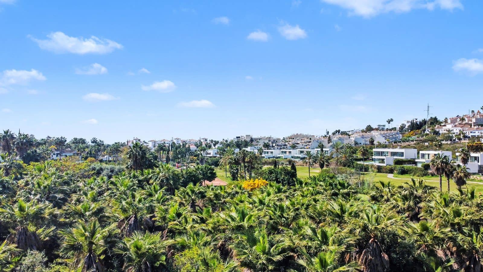 Terrain à Bâtir à vendre à El Paraiso - 1 850 000 € (Ref: 9738918)