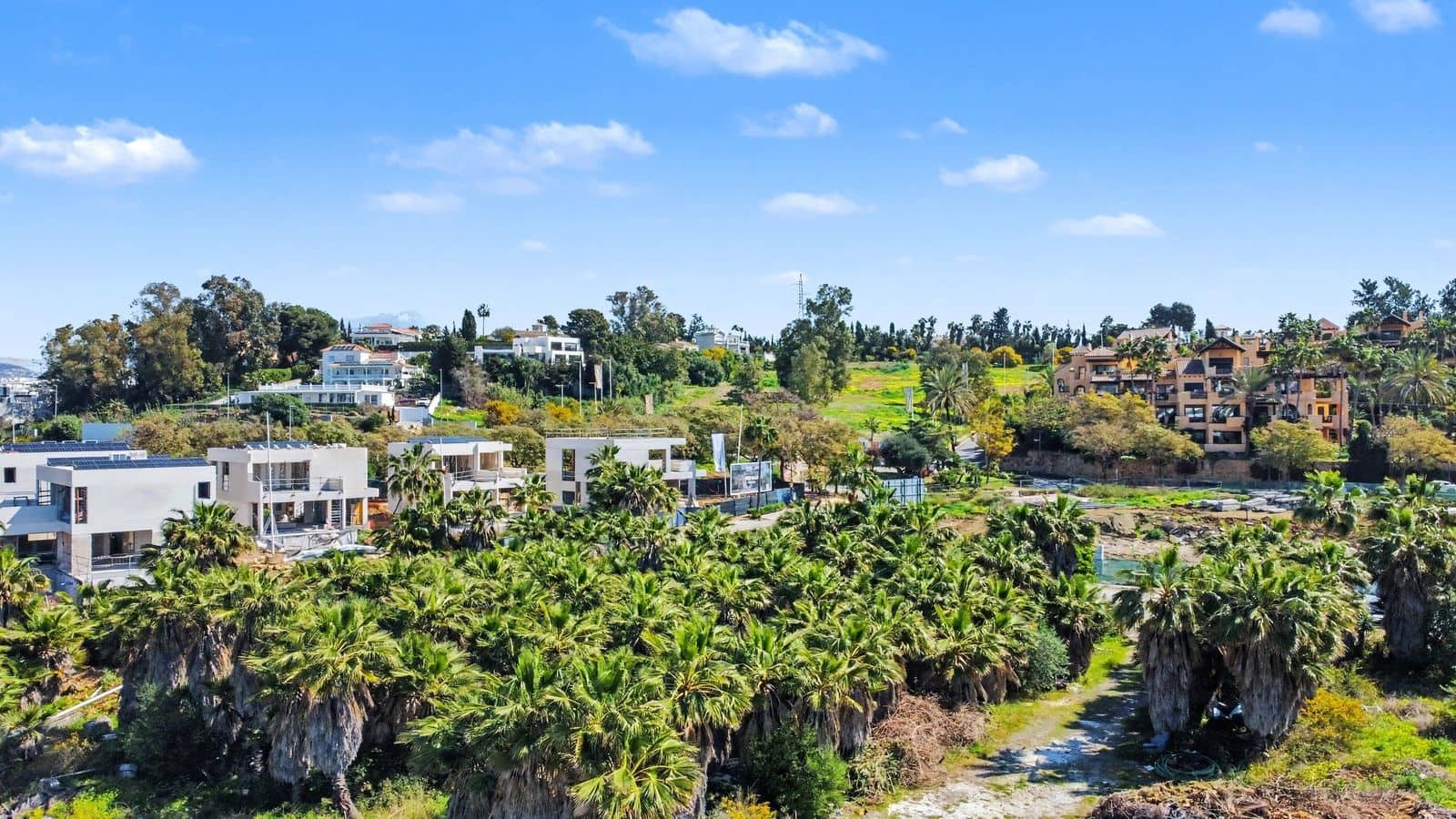 Terrain à Bâtir à vendre à El Paraiso - 1 850 000 € (Ref: 9738918)