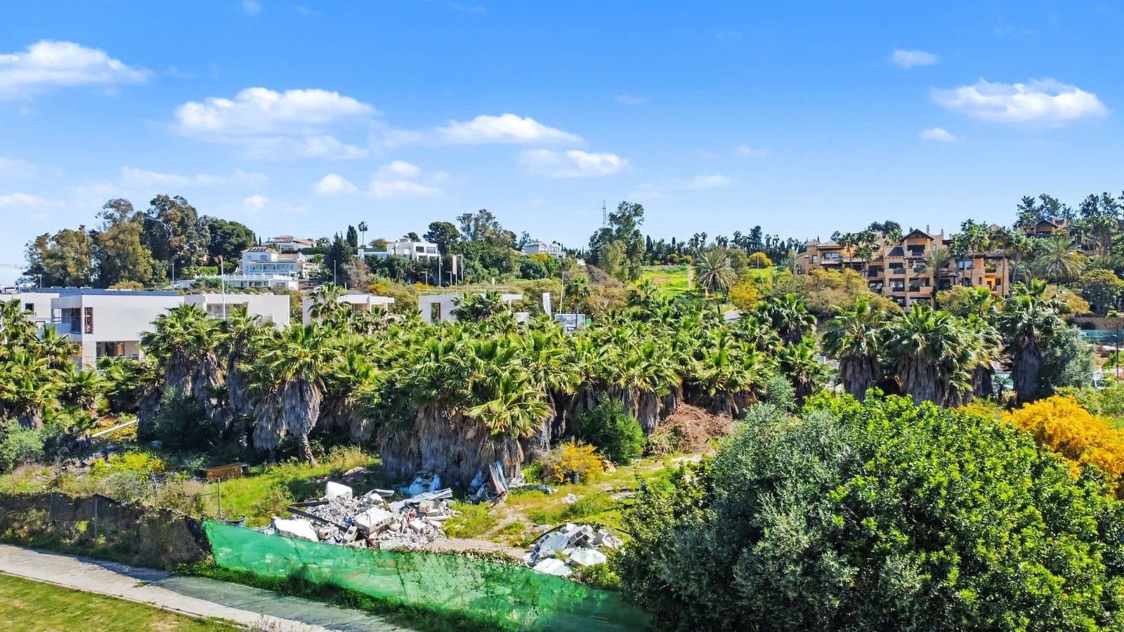 Terrain à Bâtir à vendre à El Paraiso - 1 850 000 € (Ref: 9738918)