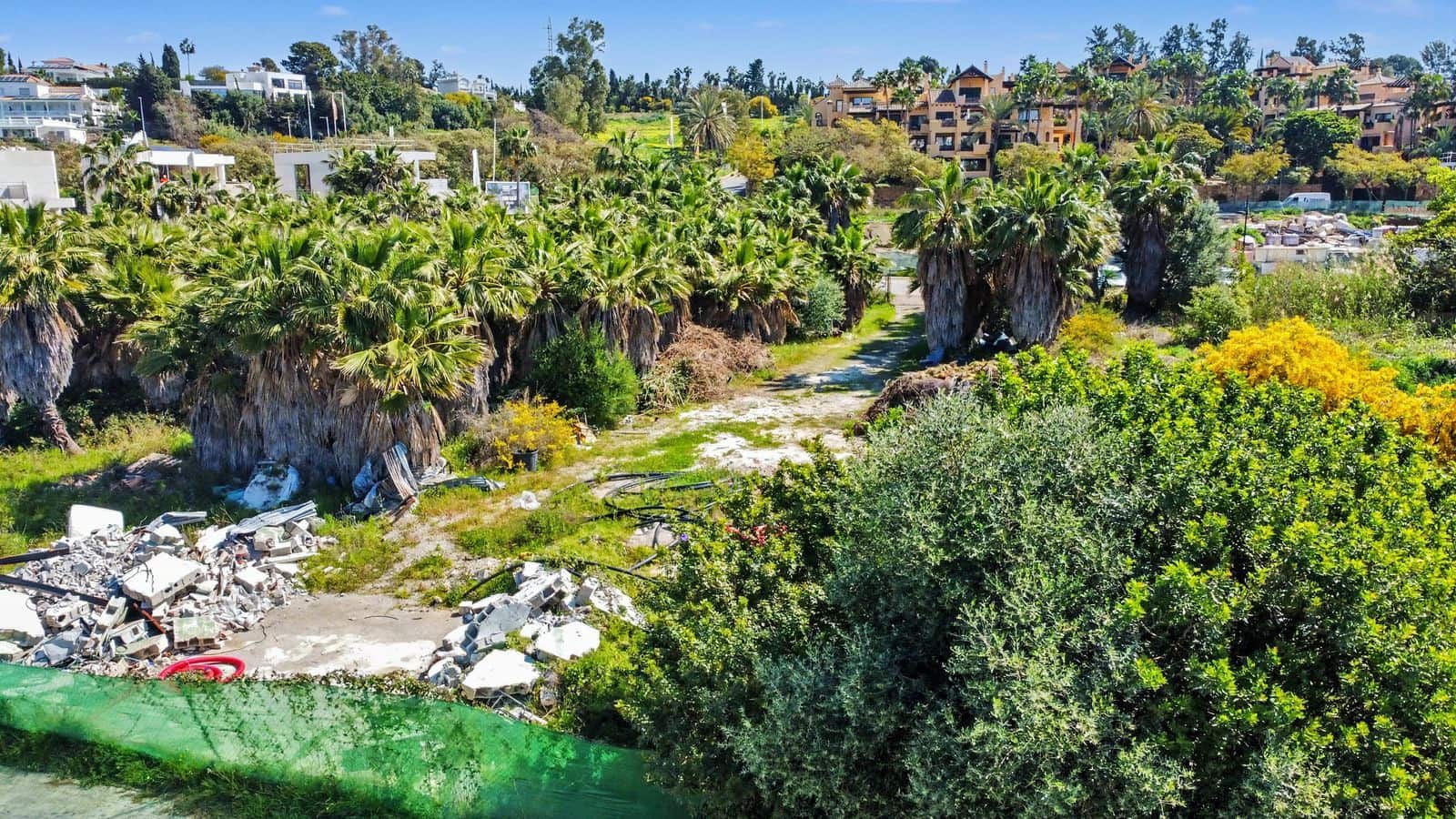 Terrain à Bâtir à vendre à El Paraiso - 1 850 000 € (Ref: 9738918)